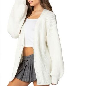 Edikted Mathilde Oversized V-Neck Cardigan